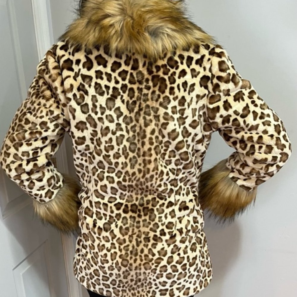 LEOPARD SHEARED MINK JACKET WITH FAUX FOX TRIM
